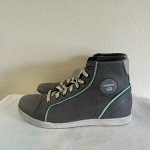 Shoes Moto Tourism Tcx X-Street Lady
Grey Sky Size 9.5